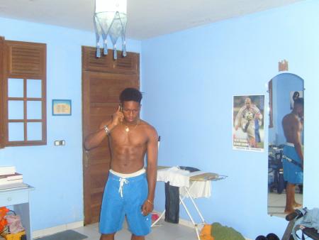 J&eacute;r&eacute;mie AkA Ti Shaps